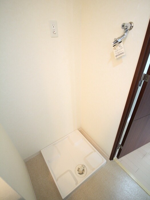 ベルヴィ江坂公園の物件内観写真