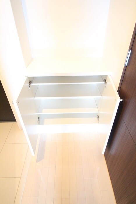 ベルヴィ江坂公園の物件内観写真