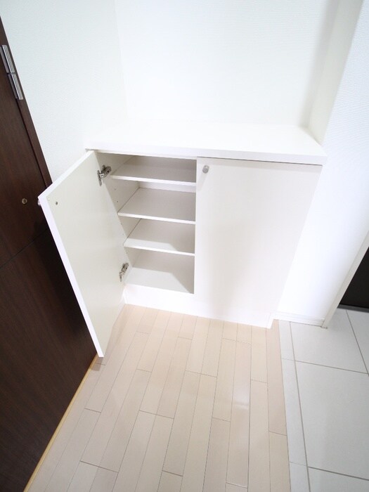 ベルヴィ江坂公園の物件内観写真