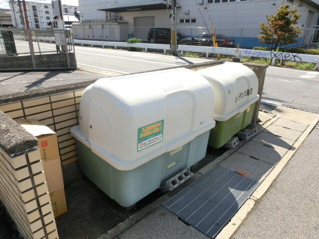 レジデンス鳥羽の物件外観写真