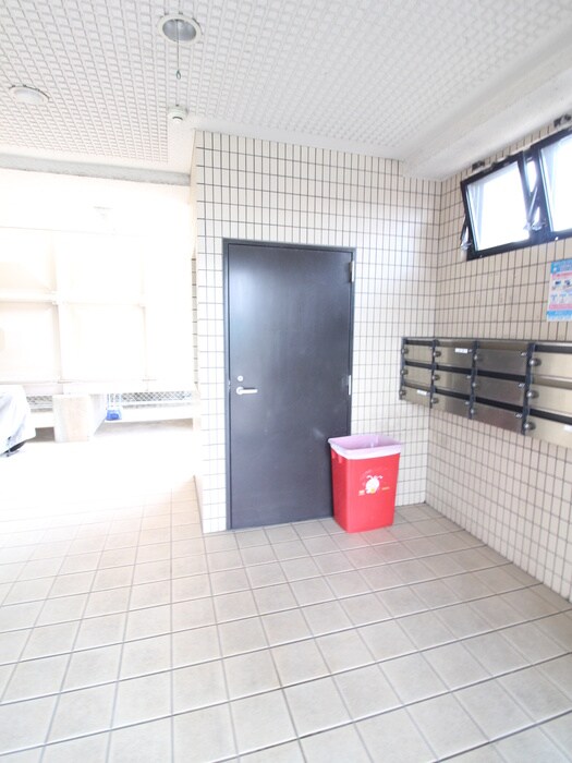 レジデンス鳥羽の物件外観写真