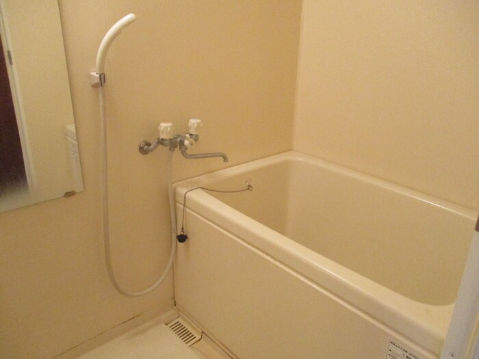 ハピネスⅡ番館の物件内観写真