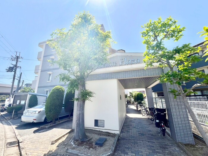 エステートプラザ住吉の物件外観写真