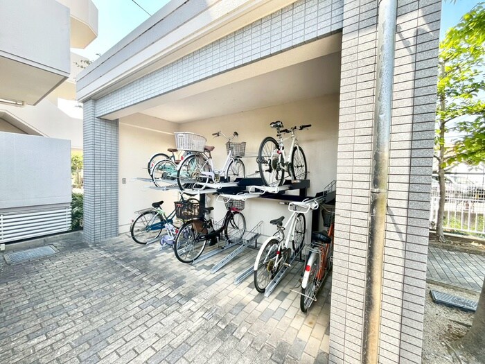 エステートプラザ住吉の物件外観写真