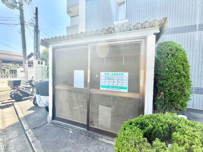 エステートプラザ住吉の物件外観写真