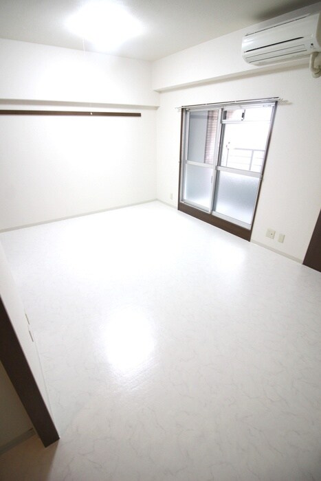 新大阪セレニテの物件内観写真