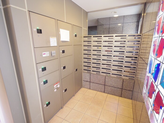 フレーヴァー七瀬川の物件外観写真