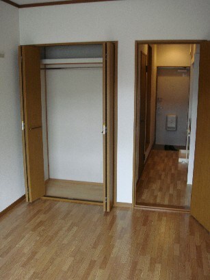 ﾊｲﾂせせらぎ八尾の物件内観写真