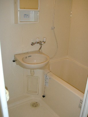 ﾊｲﾂせせらぎ八尾の物件内観写真