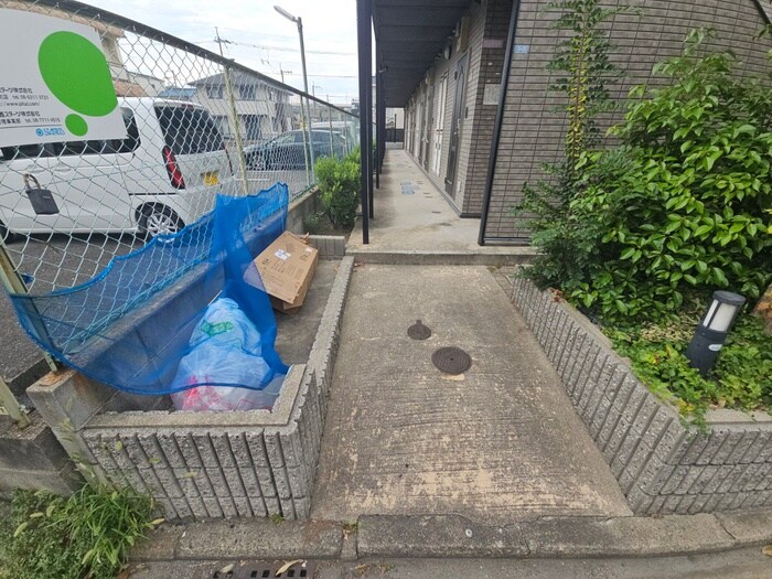 ﾊｲﾂせせらぎ八尾の物件外観写真