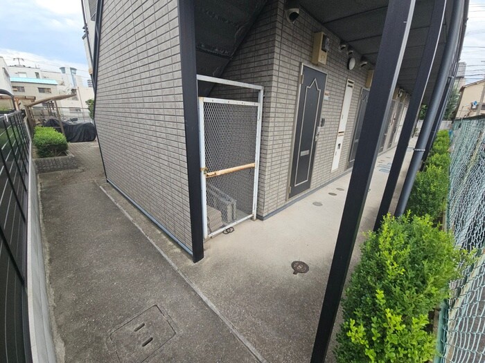 ﾊｲﾂせせらぎ八尾の物件外観写真