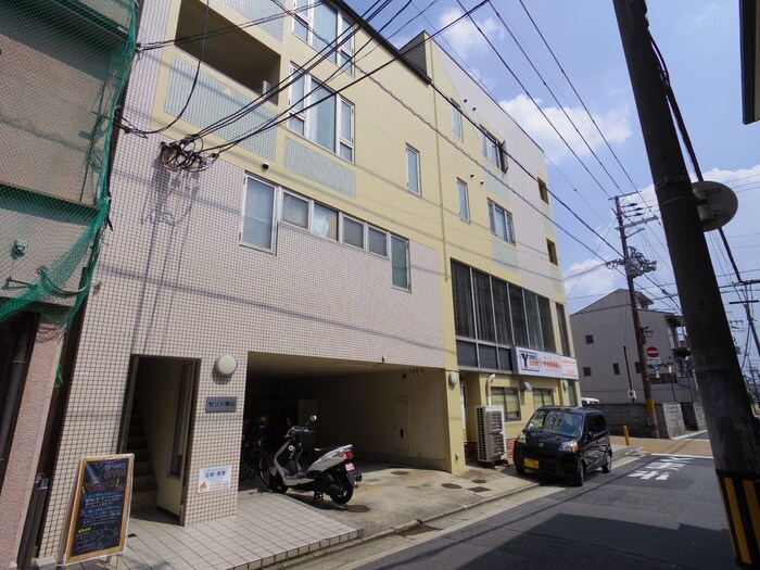 セゾン桃山の物件外観写真