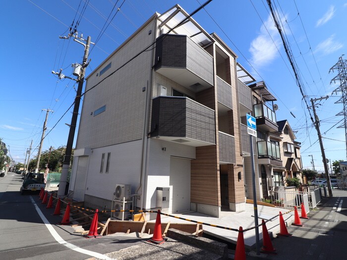 AIGIAの物件外観写真