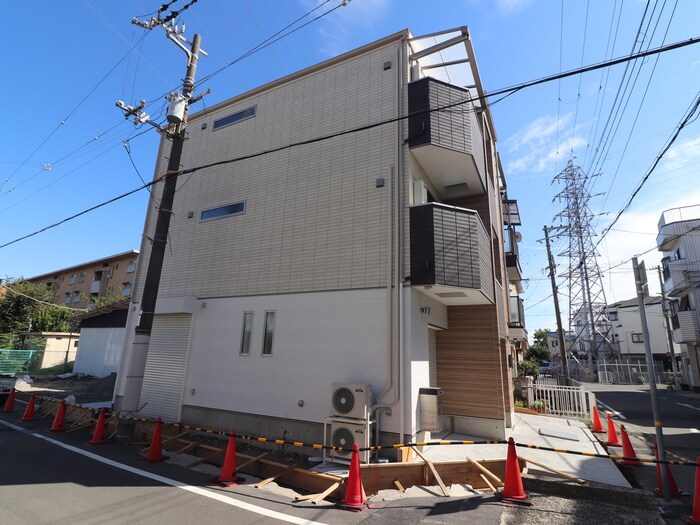 AIGIAの物件外観写真