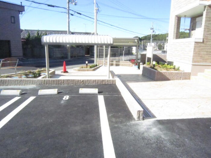 ウエストリヴァー和泉鳥取の物件外観写真