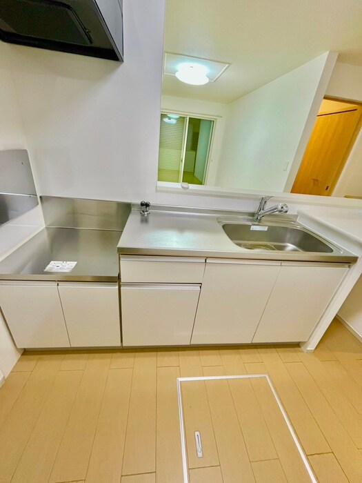 ウエストリヴァー和泉鳥取の物件内観写真