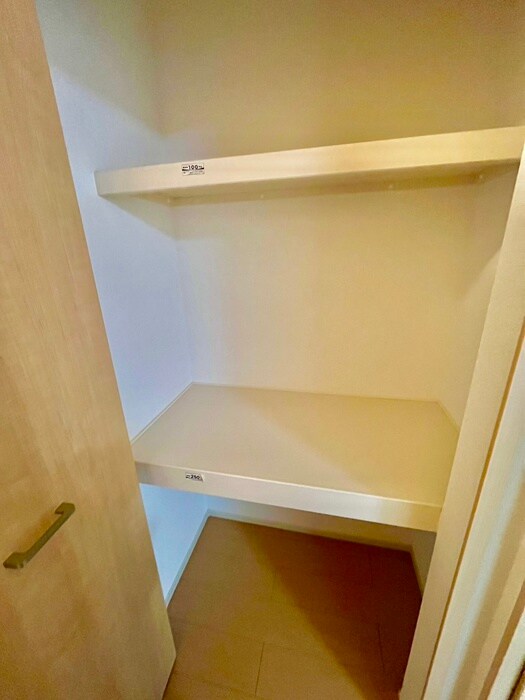 ウエストリヴァー和泉鳥取の物件内観写真