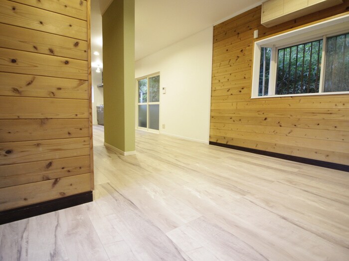 四條畷市南野2丁目貸家の物件内観写真