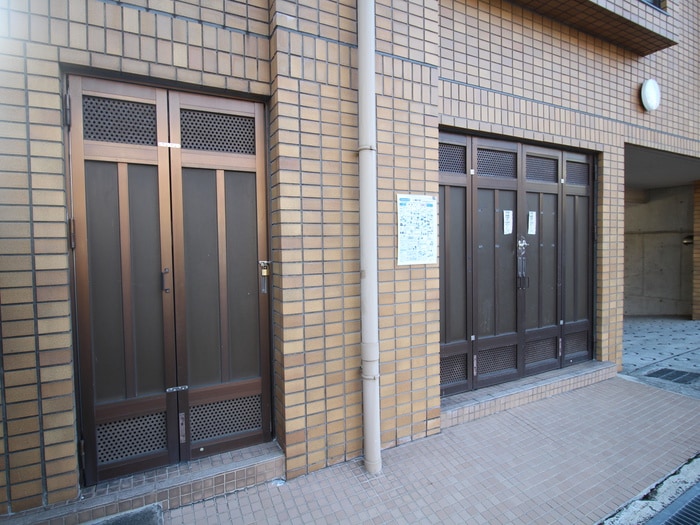 アロンジェ・ビラ－ジュの物件外観写真