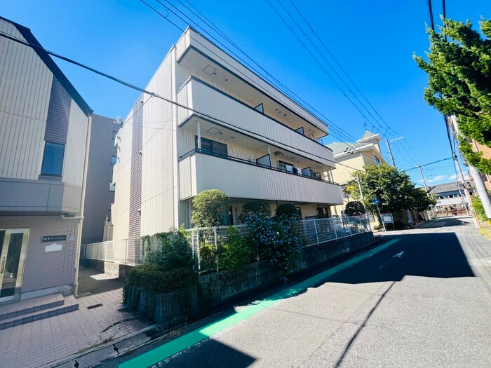 宝和マンションの物件外観写真