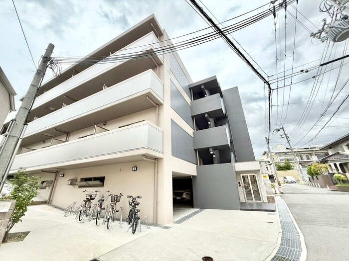 ヤマノテプラッツの物件外観写真