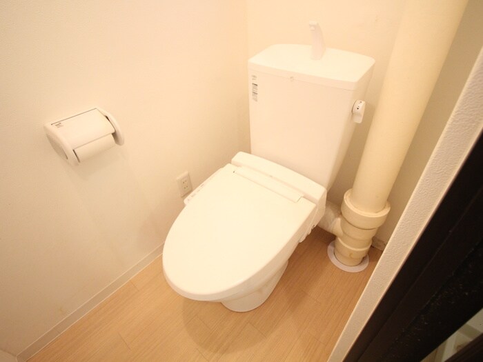 ロイヤルマンション１号棟の物件内観写真