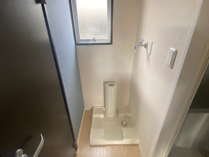 ロイヤルマンション１号棟の物件内観写真