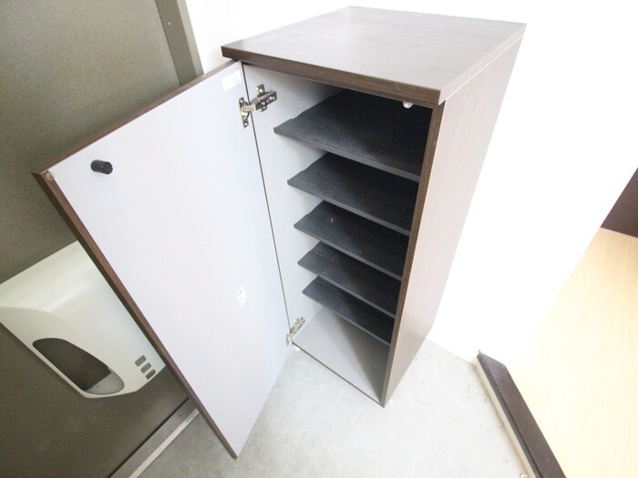 ロイヤルマンション１号棟の物件内観写真