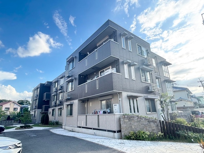 グロリアハイツはびきのＡ棟の物件外観写真