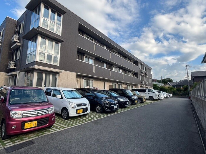 グロリアハイツはびきのＡ棟の物件外観写真