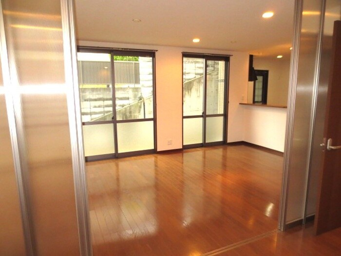 アヴェニ－ル仁川の物件内観写真