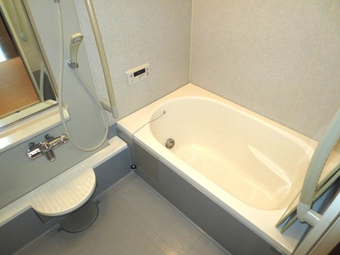 アヴェニ－ル仁川の物件内観写真