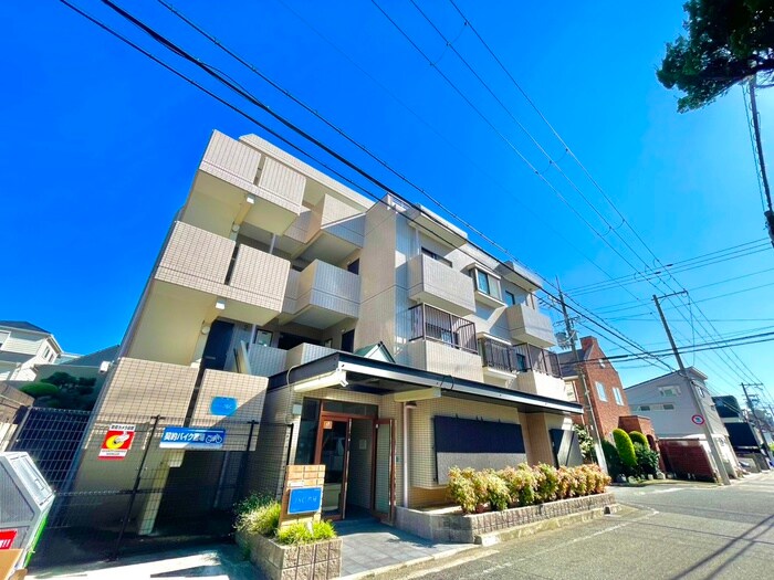 パセオデル芦屋の物件外観写真
