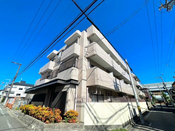 パセオデル芦屋の物件外観写真