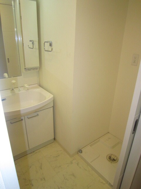 ｸﾗｳﾝﾊｲﾑ北心斎橋ﾌﾗﾜ-ｺ-ﾄの物件内観写真