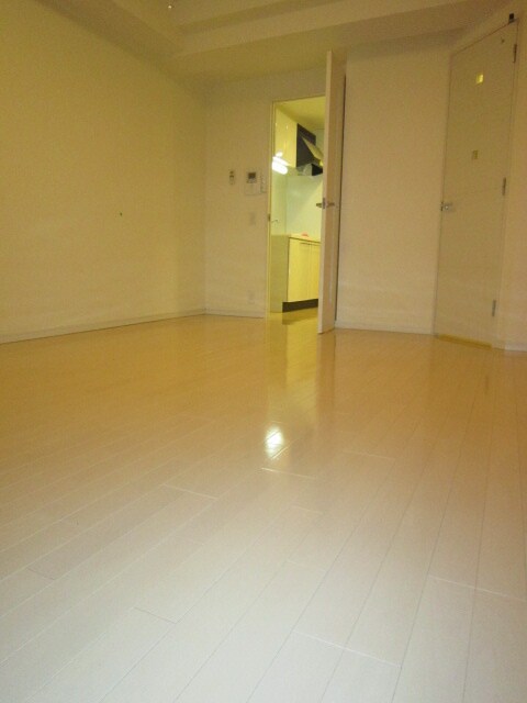 ｸﾗｳﾝﾊｲﾑ北心斎橋ﾌﾗﾜ-ｺ-ﾄの物件内観写真