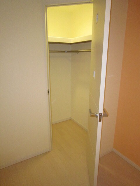 ｸﾗｳﾝﾊｲﾑ北心斎橋ﾌﾗﾜ-ｺ-ﾄの物件内観写真