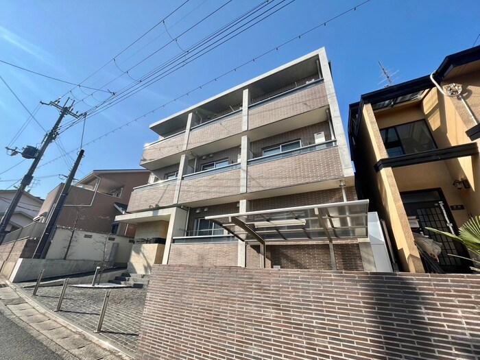 ＤｅａｒＣｏｕｒｔ野里の物件外観写真