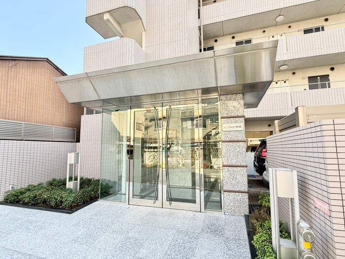 ル・フォン今里の物件外観写真