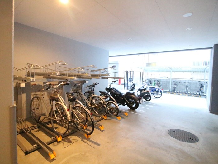 プレサンスKOBEアモーレ(401)の物件外観写真