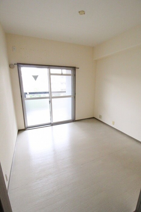 グランドヴィラ香里の物件内観写真