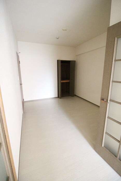 グランドヴィラ香里の物件内観写真