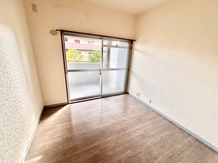 グランドヴィラ香里の物件内観写真