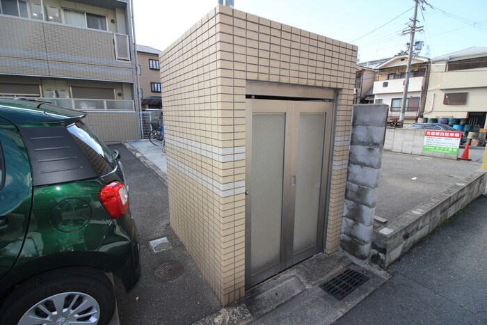 ポレ－ル新石切の物件外観写真