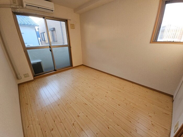 ポレ－ル新石切の物件内観写真