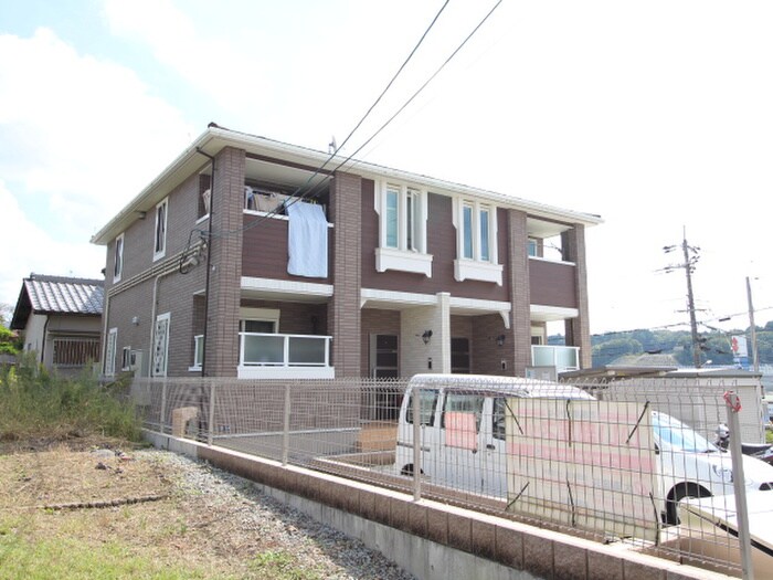 オリーブの物件外観写真