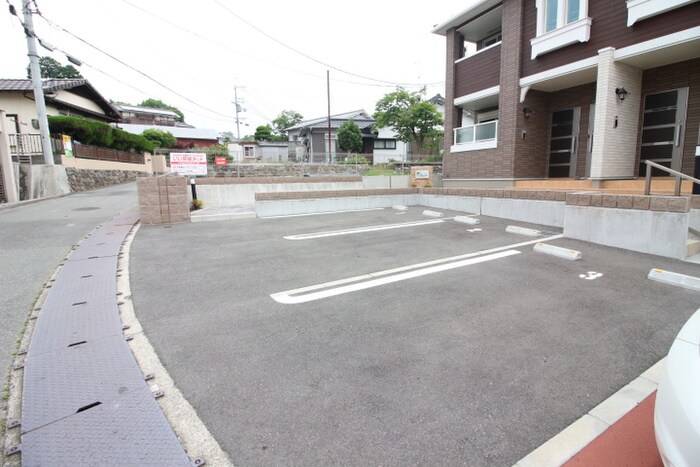 オリーブの物件外観写真