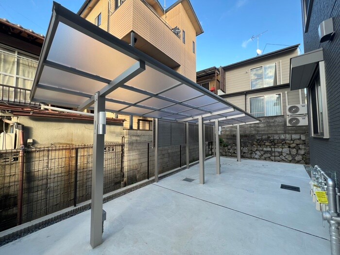 ルーセント伏見稲荷の物件外観写真