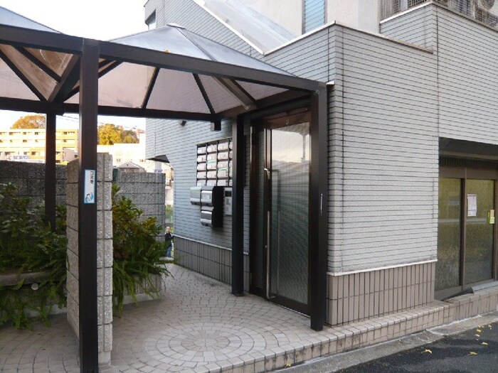 プレアール南春日丘の物件外観写真