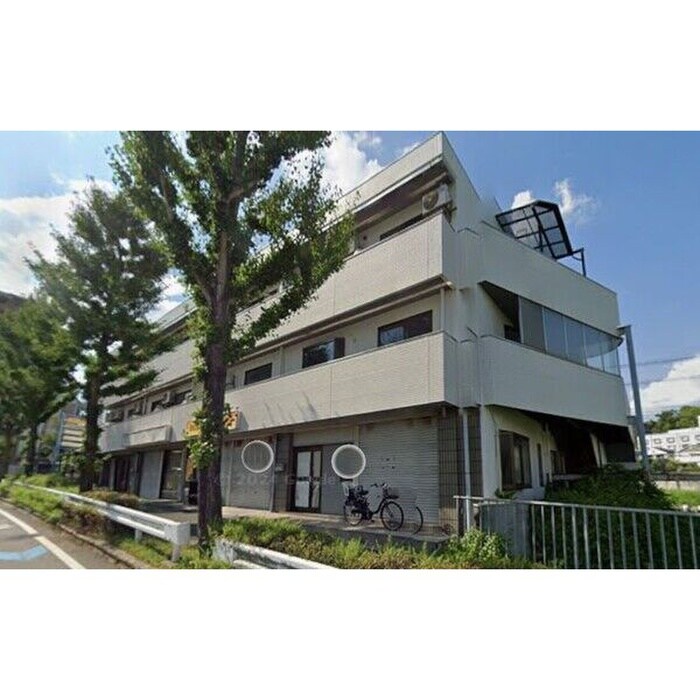 プレアール南春日丘の物件外観写真